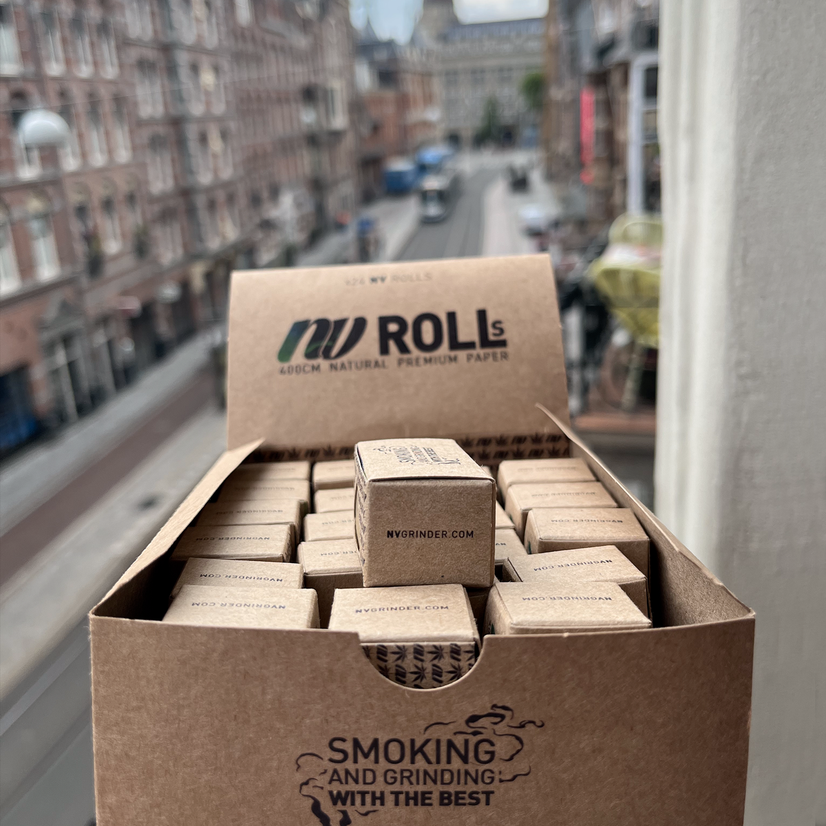 NV Rolls | Premium Papers | 4 m Endlos-Paper auf Rolle